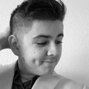 Meet your Posher, Julian